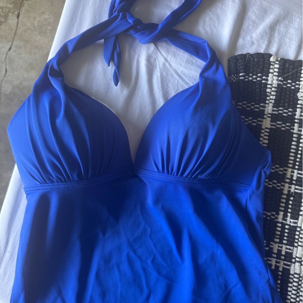 Victoria Secret L-XL Vibrant Blue Halter Swimsuit